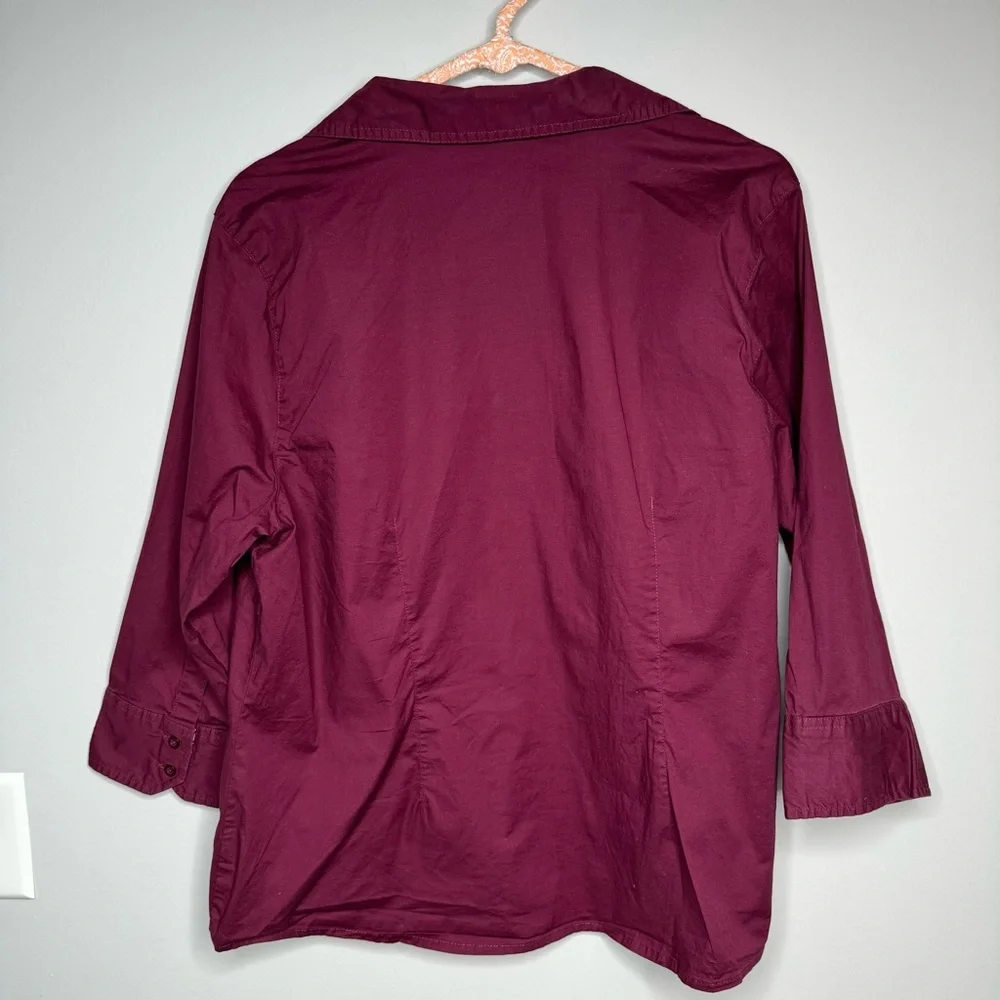 St. John’s Bay Burgundy Button Down Blouse 1X Stretch Roll Tab Top